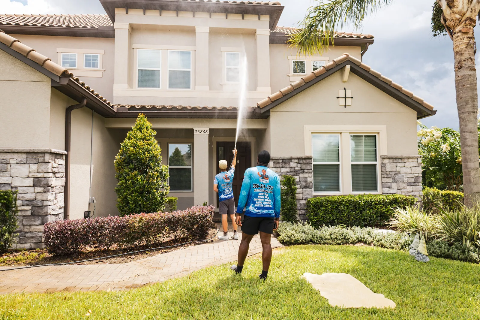 House Washing service by All Elite Cleaning